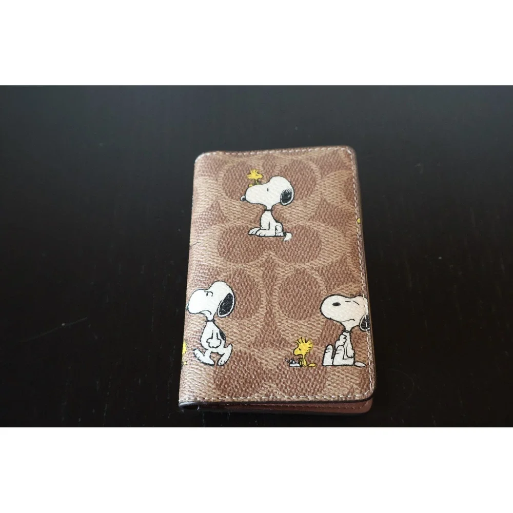 Coach x Peanuts CBK50 Snoopy Woodstock Signature ID Card Wallet